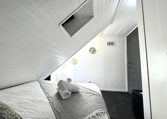 Cost Arroios ゲストハウス *