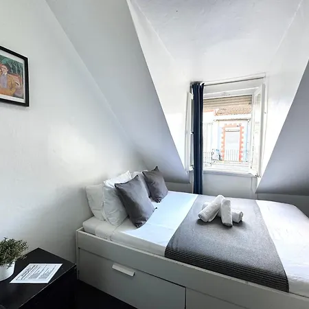 Cost Arroios Pensión *